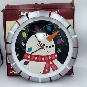 1998 Cracker Barrel Just Chillin Wall Clock  Musical Snowman Vintage Works